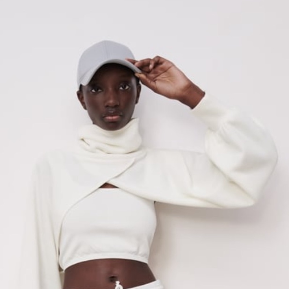 NWT ZARA ARM WARMERS WITH TURTLENECK - Picture 2 of 3